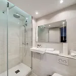 酒店 拉曼帝业酒店 楠泰尔