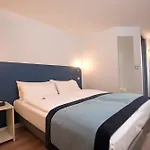 拉曼帝业酒店 3*