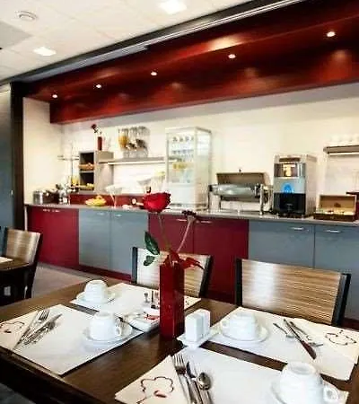Hotel L'amandier 3*
