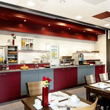 Hotel L'amandier 3*