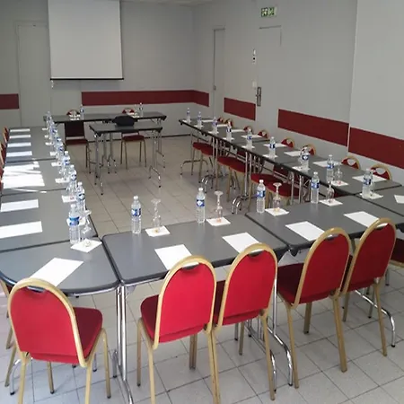 L'amandier Hotell 3*