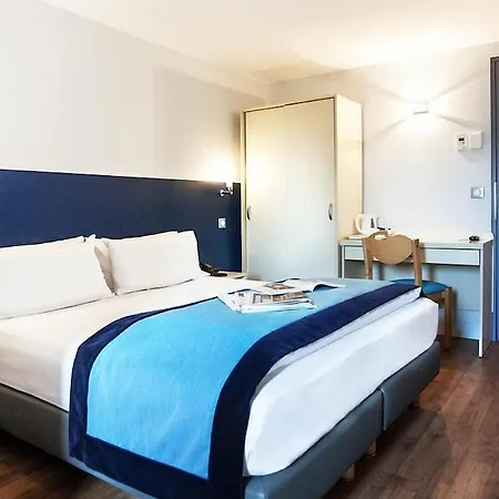 L'amandier Hotel Nanterre