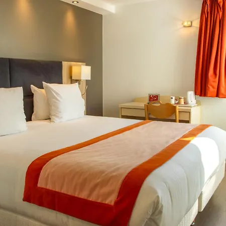 Hotel L'amandier 3*
