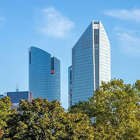 L'amandier 3* Nanterre