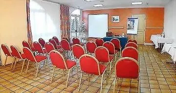 L'amandier 3* Nanterre