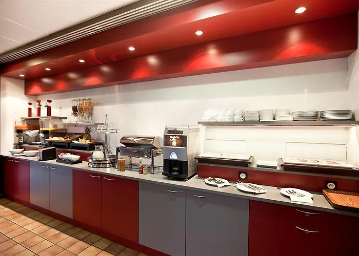 L'amandier Hotel Nanterre